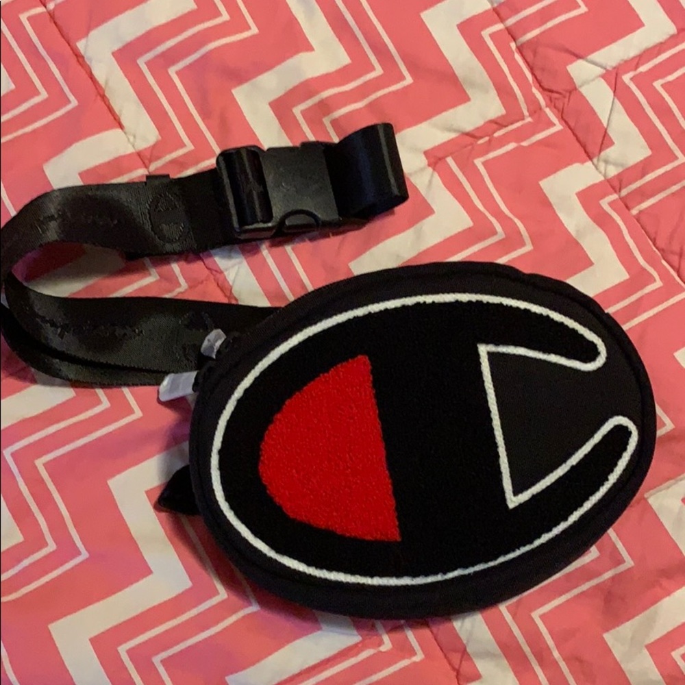 Champion messenger bag